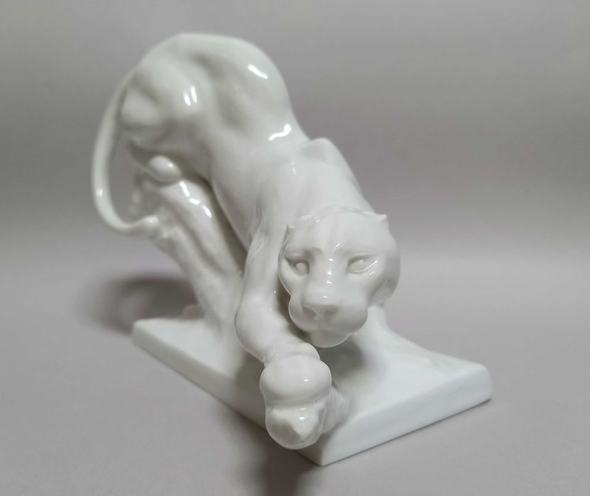 Biała pantera, figurka, proj. Erich Oehme,  Miśnia Meissen