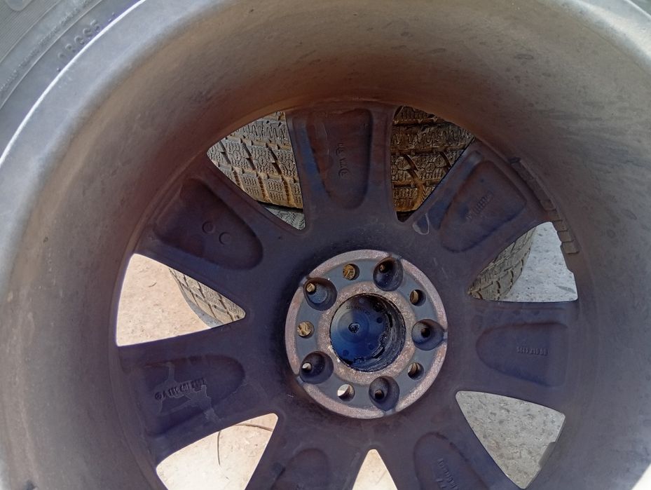 Продам диски с резиною б.у підходять на Мерседес GML и GMS диски в дуж