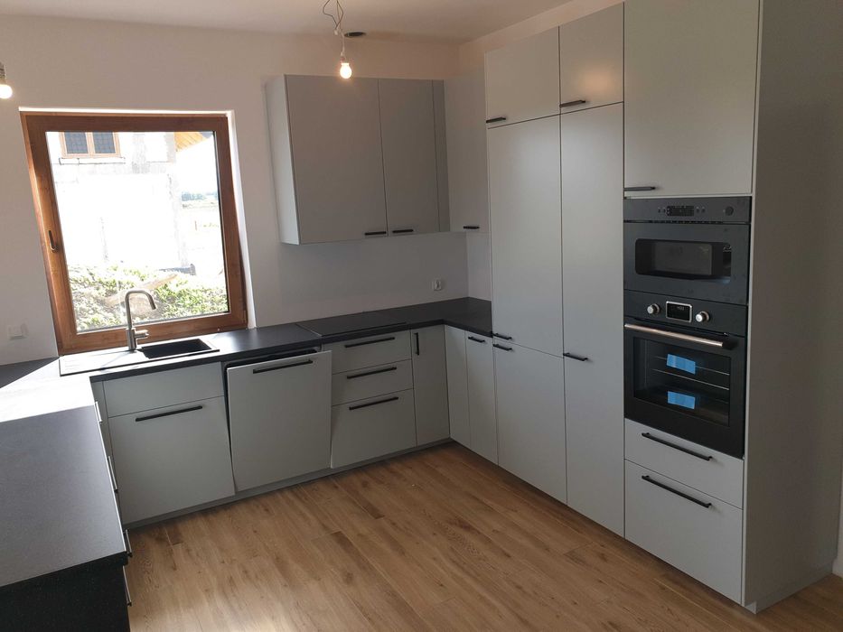 Profesionalny montaż mebli kuchennych z Ikea. Meble na wymiar .