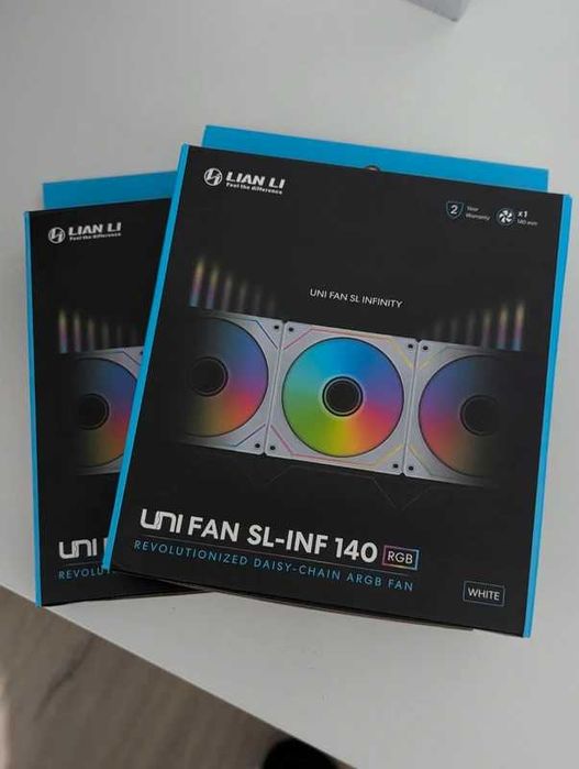 Lian Li Uni Fan SL-INF 140 RGB Brancas novas (2 unidades)