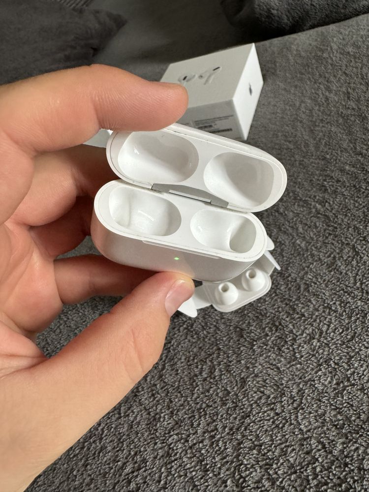 Apple AirPods Pro 1 Generacja