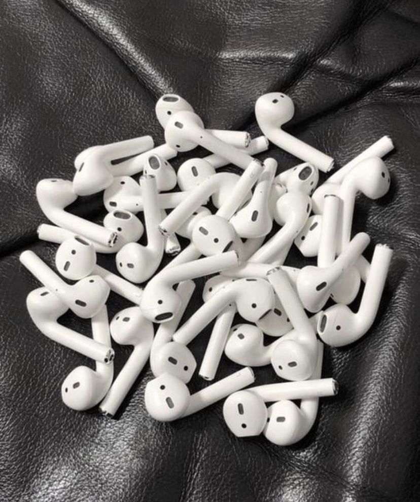 oryginalna lewa / prawa słuchawka AirPods 2 model A2032 A2031