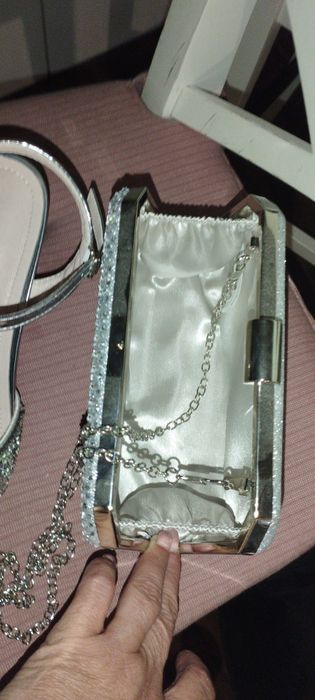 Buty i torebka srebrne cyrkonie kamienie