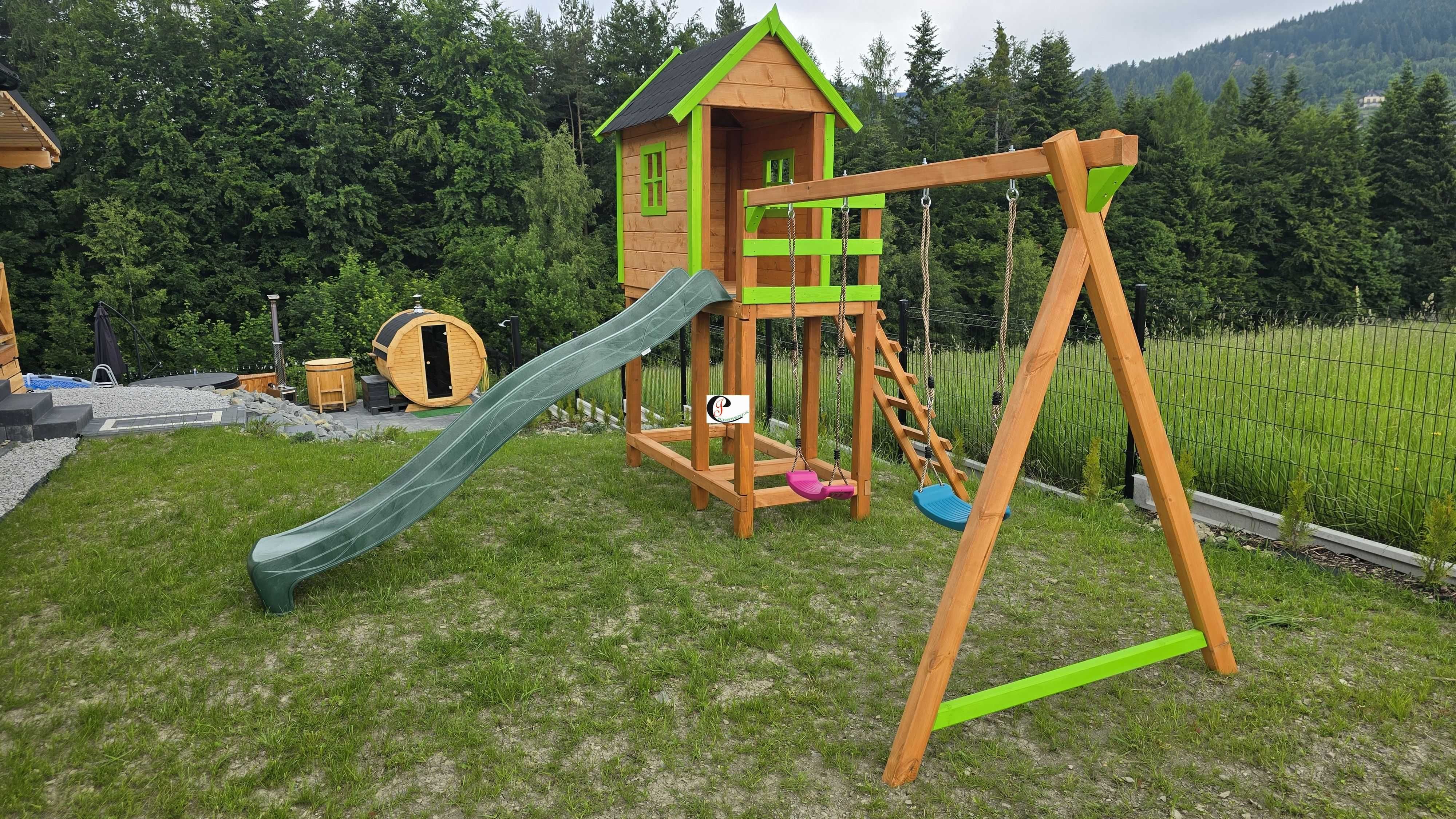 domek dla dzieci plac zabaw z 2 huśtawkami  zjeżdżalnią i drabinką