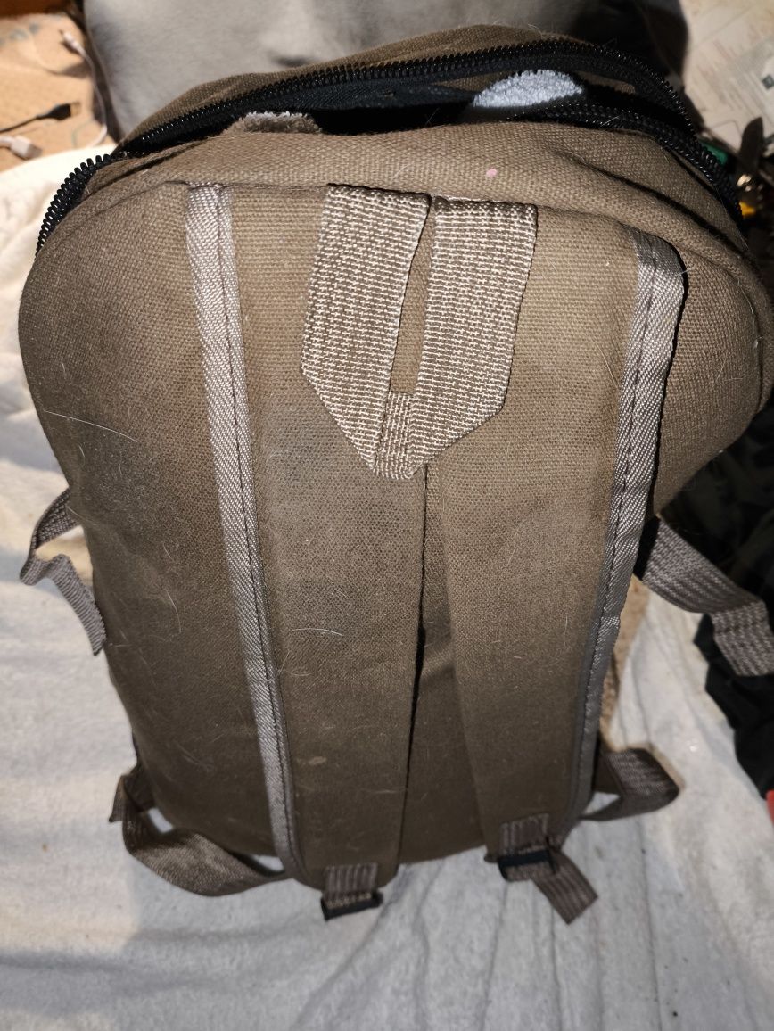 MOCHILA com muita arrumação