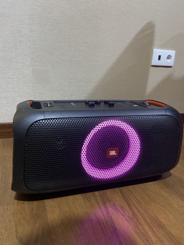 Coluna JBL PartyBox-On-The-Go