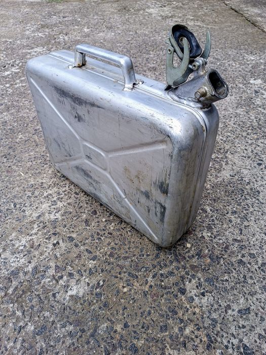 Канистра алюминиевая