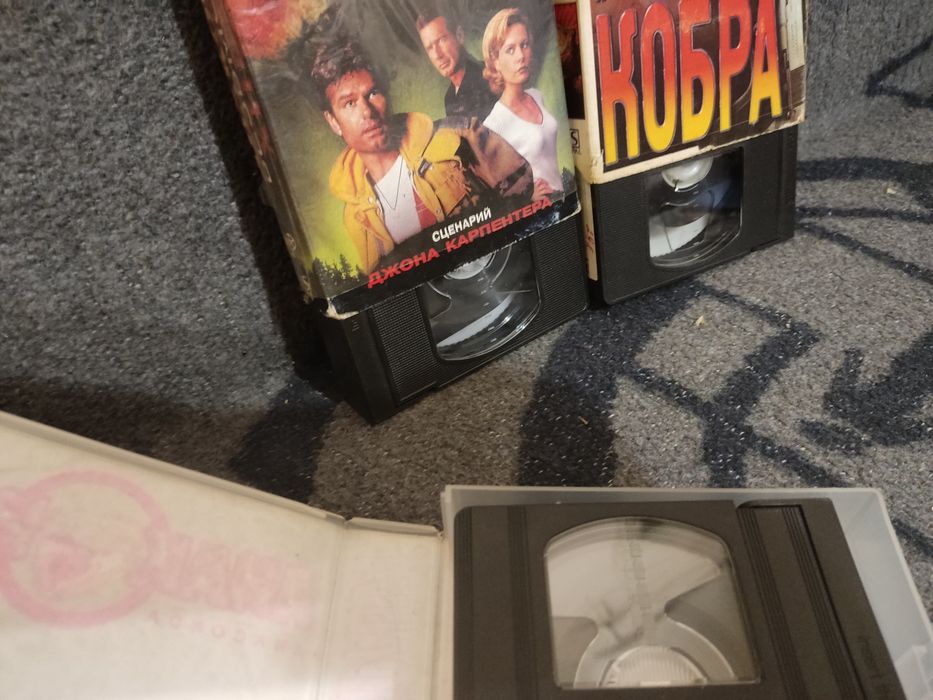 Продам видеокассеты коллекция Анаконда 1 -3 відеокасети VHS
