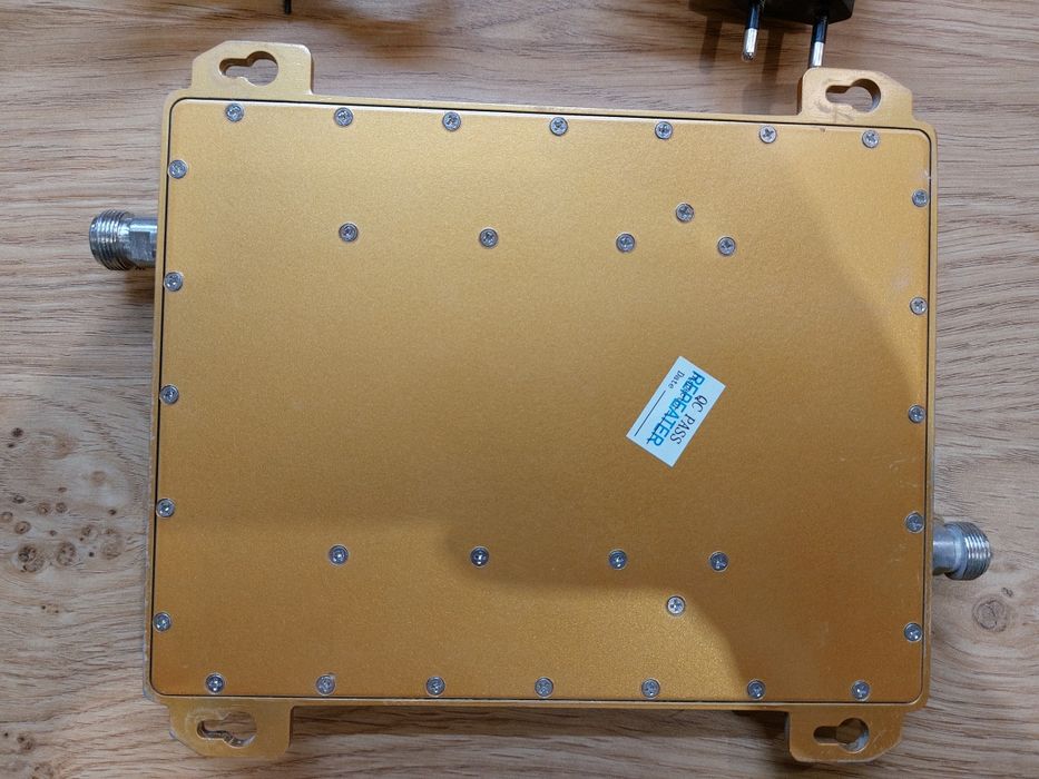 Підсилювач мобільного зв'язку GSM 3g 4g