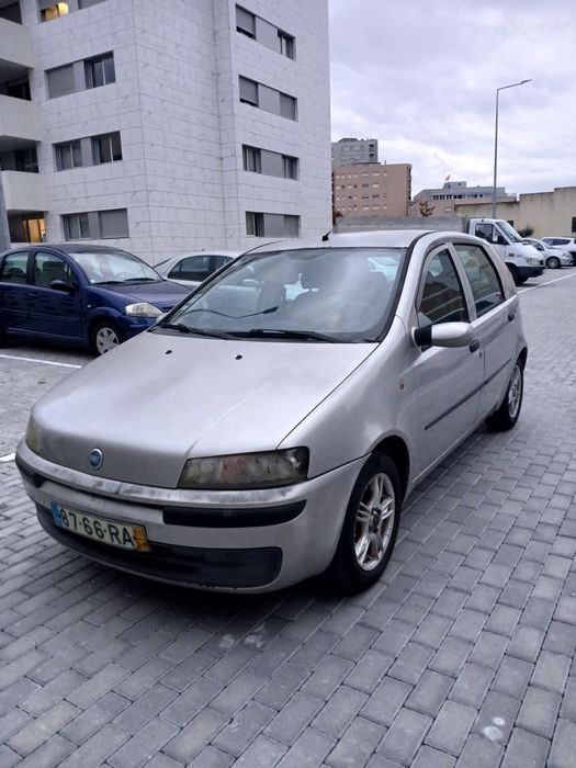 Fiat punto ano 2001