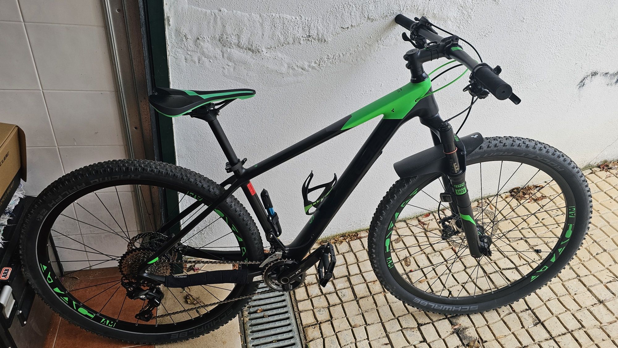Cube Reaction 29 carbono