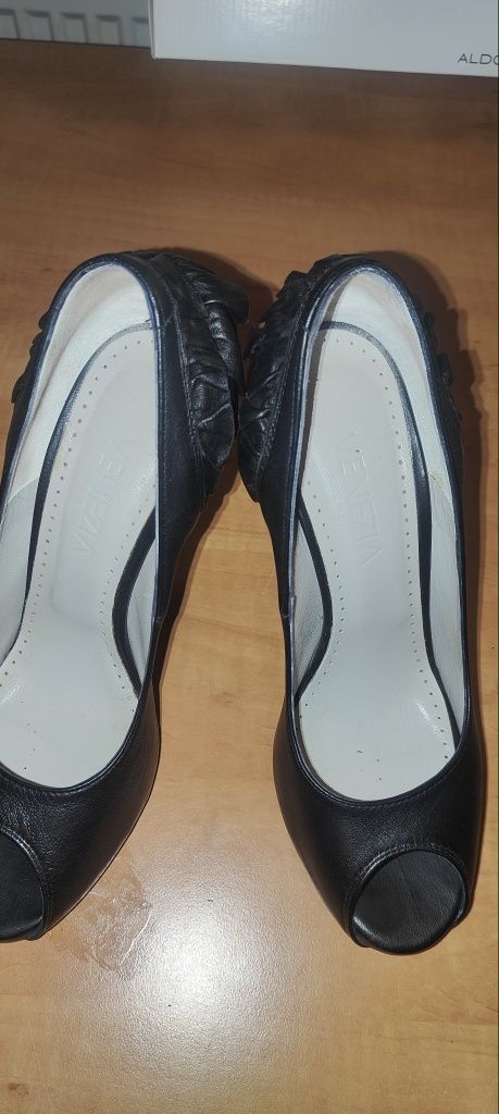 Szpilki skórzane Venezia rozm.39