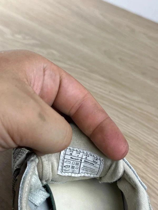 Buty sneakersy bezowe Gant r. 36