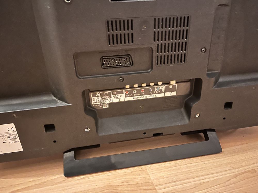Telewizor Sony 32 cale podstawa, pilot uniwersalny zestaw LED
