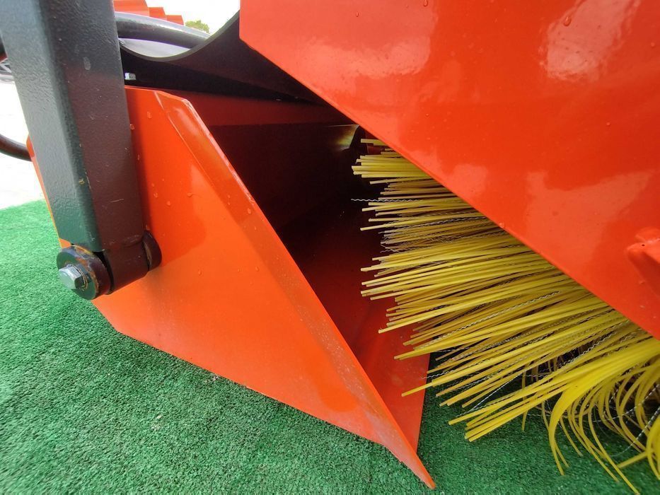 Zamiatarka drogowa uliczna hydrauliczna do ciągnika
