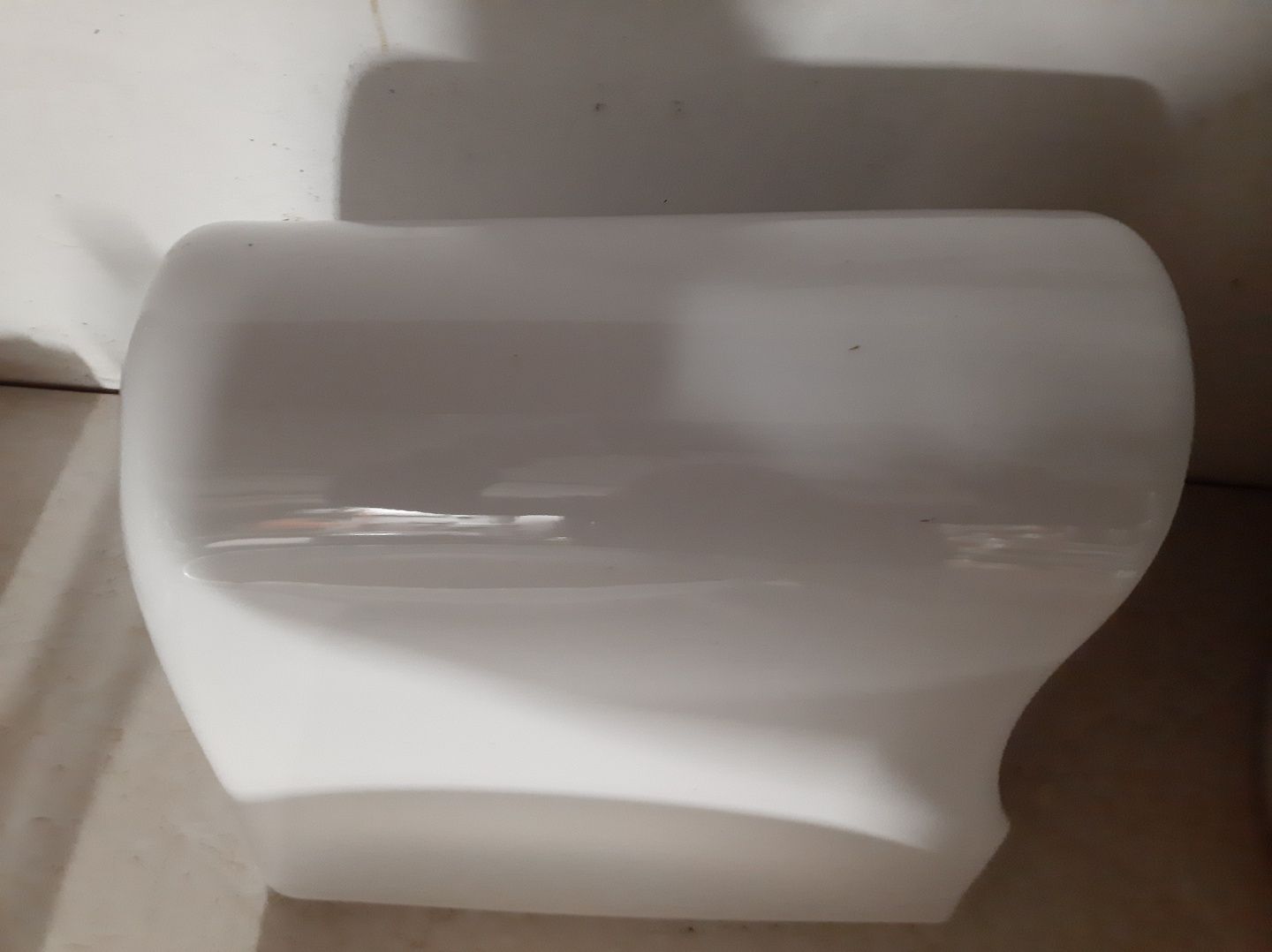 Umywalka do łazienki 70 cm