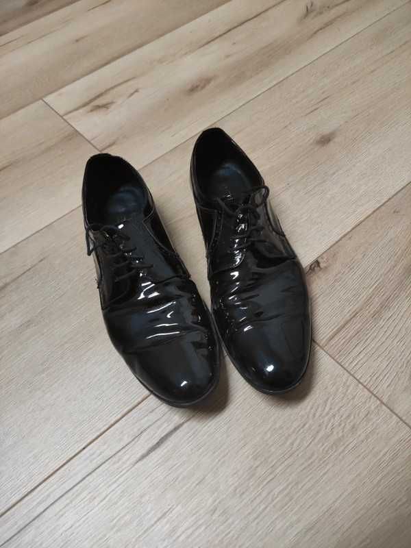 Buty eleganckie Loake