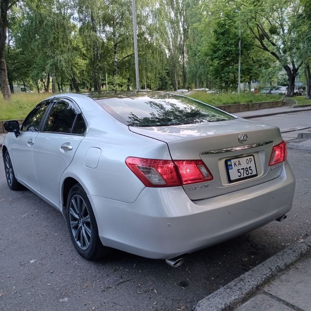 Lexus ES 350 идеал! Низ рынка!