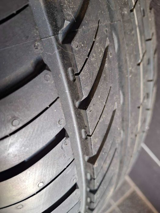 215/65 R16C Nokian Tyres
Nordman SC Нові