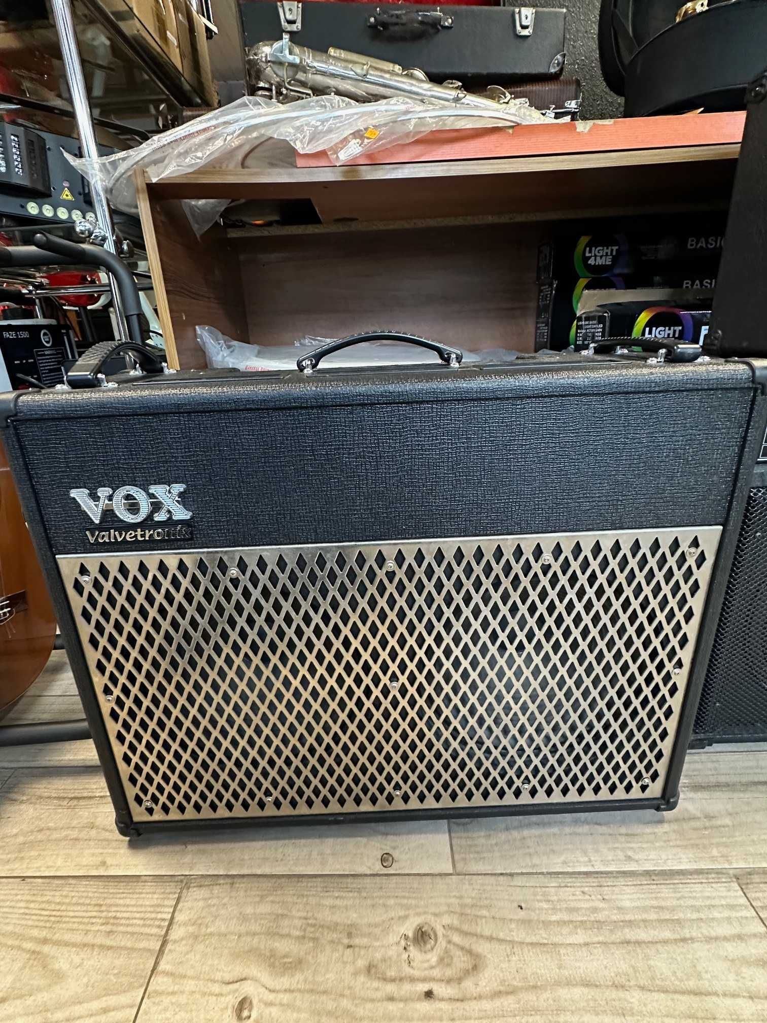 Vox AD100VT Valvetronix wzmacniacz gitarowy używany faktura