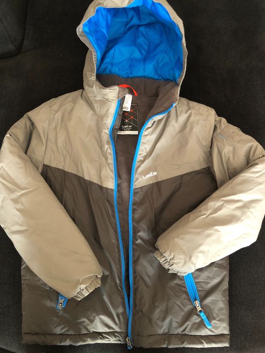 Conjunto de roupa de esquí de marca wedze