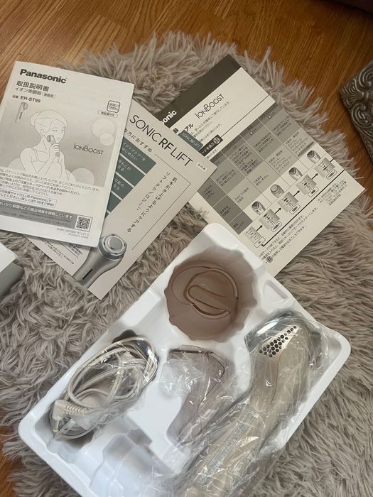 Пристрій для омолодження обличчя (Японія ) Panasonic