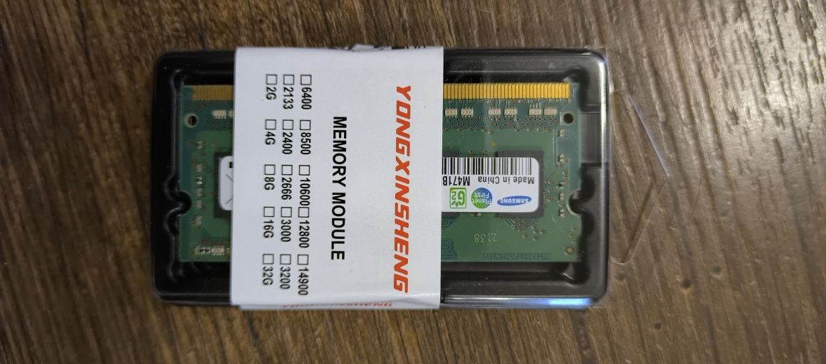 Оперативна пам'ять samsung  DDR3, 2g