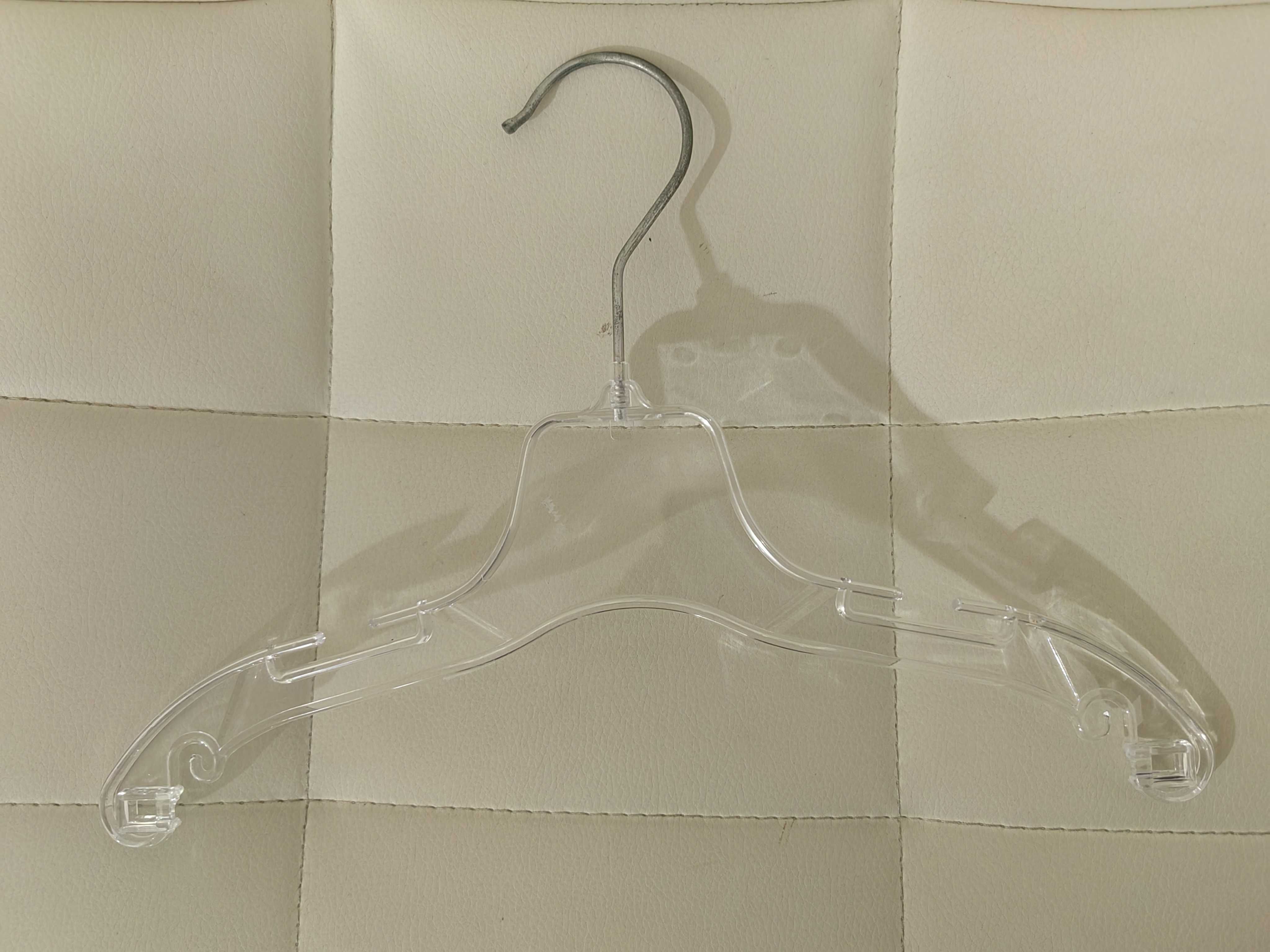 Cabides 30 cms. Como novos. Boa qualidade. Venda mínima lote de 40