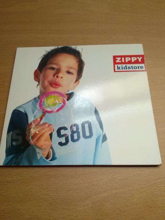 CD Natal 2005 Zippy Kidstore e Rádio Comercial