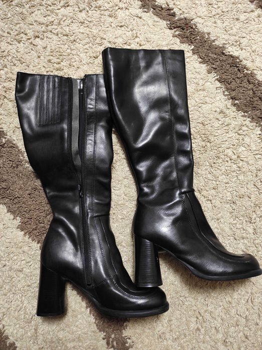 Чоботи жіночі нові натуральна шкіра