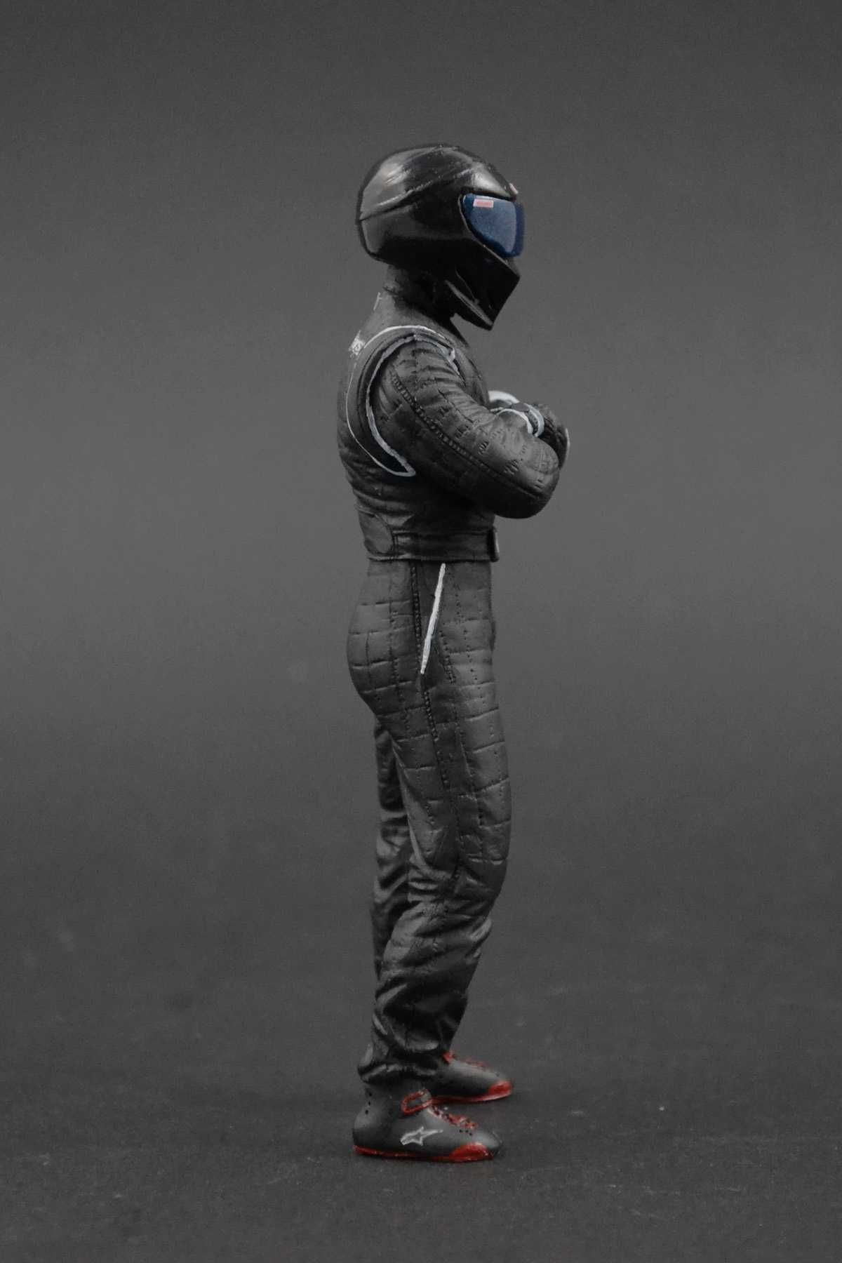 The STIG (2) czarny Figurka 1:18 AUTOart Mercedes AMG GT