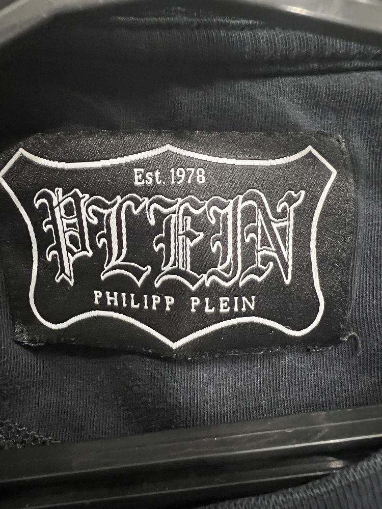 Продам футболки Philipp Plein