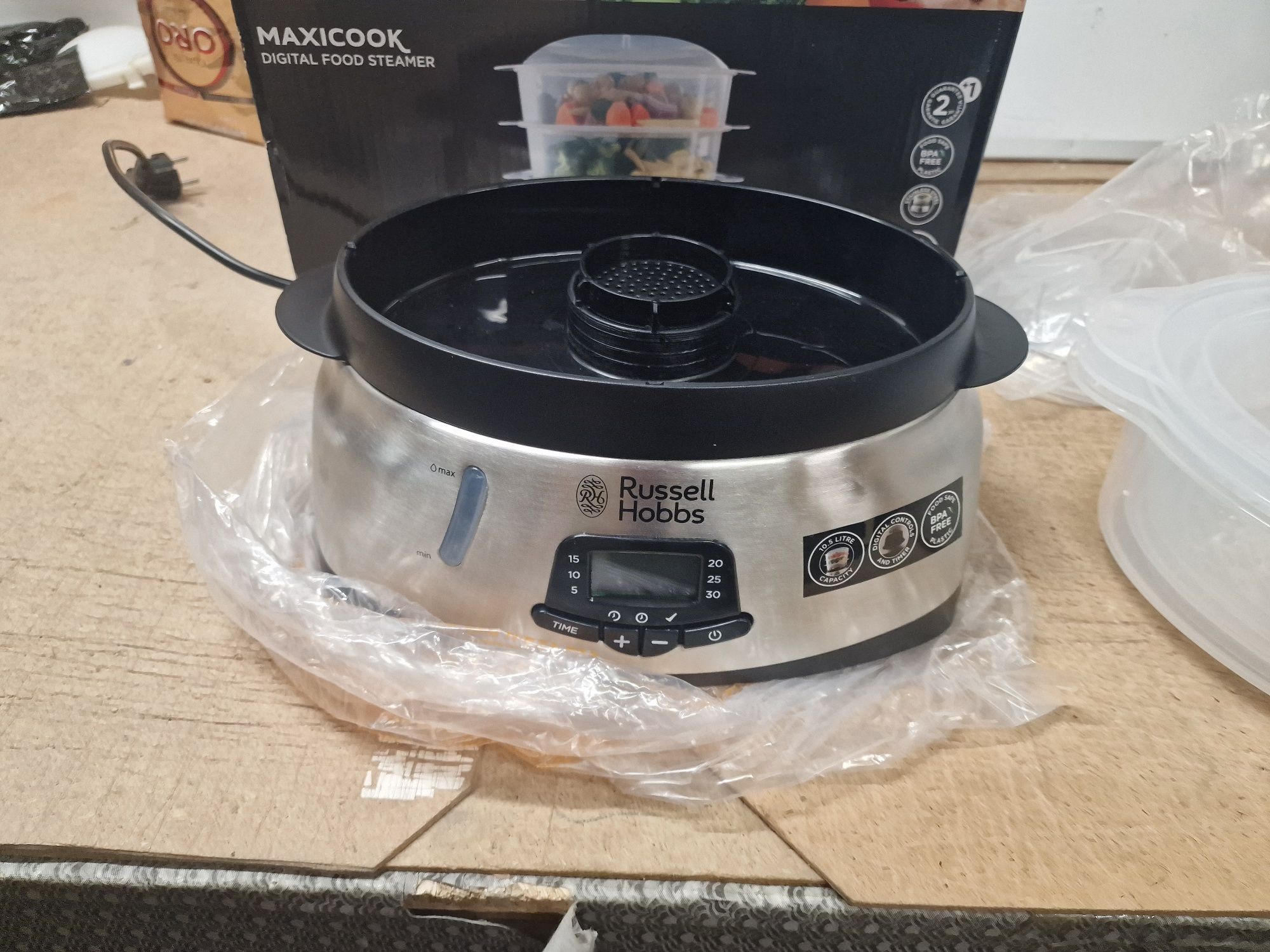 Russell Hobbs Parowar 10,5L, cyfrowy wyświetlacz