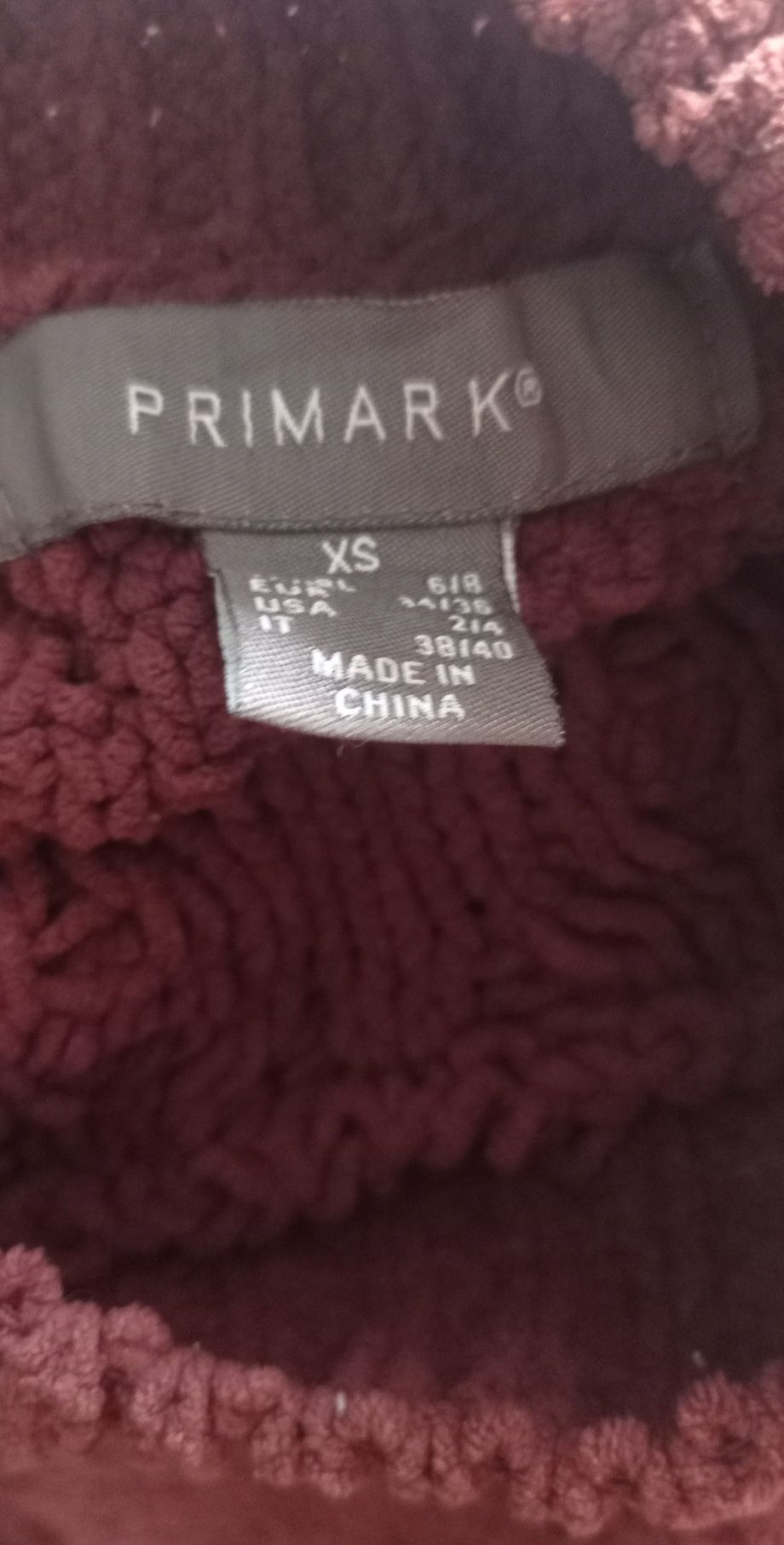 Ciepły krótszy sweter Primark xs / s czekoladowy  milusi nowy