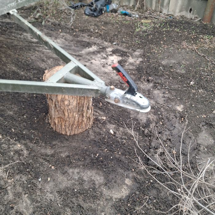 Продам автомобільний причеп