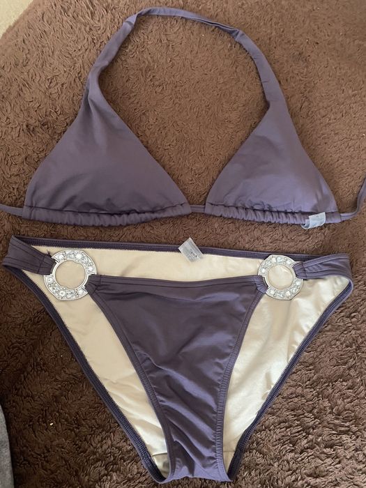 Купальники Viktoriаʼs Secret