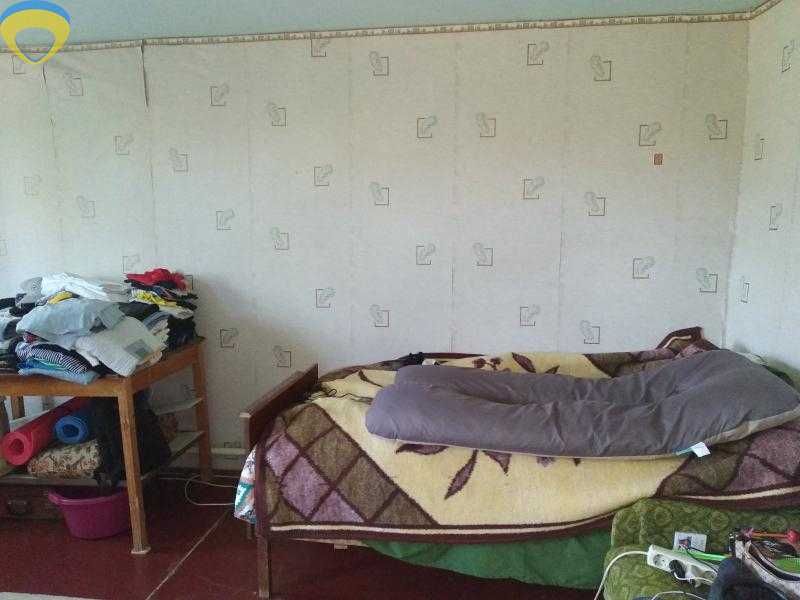 Дом с бассейном и баней в Корсунцах