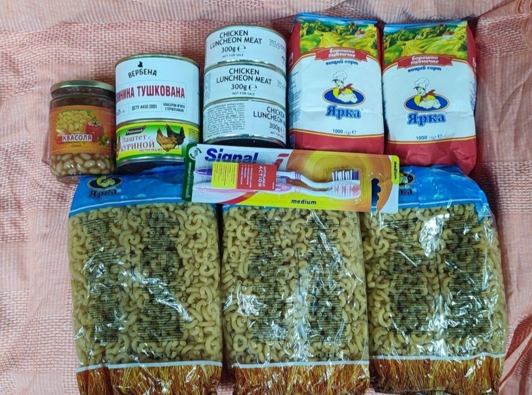Продуктовые наборы Макароны, Мука, Консервы, Фасоль, Паштет