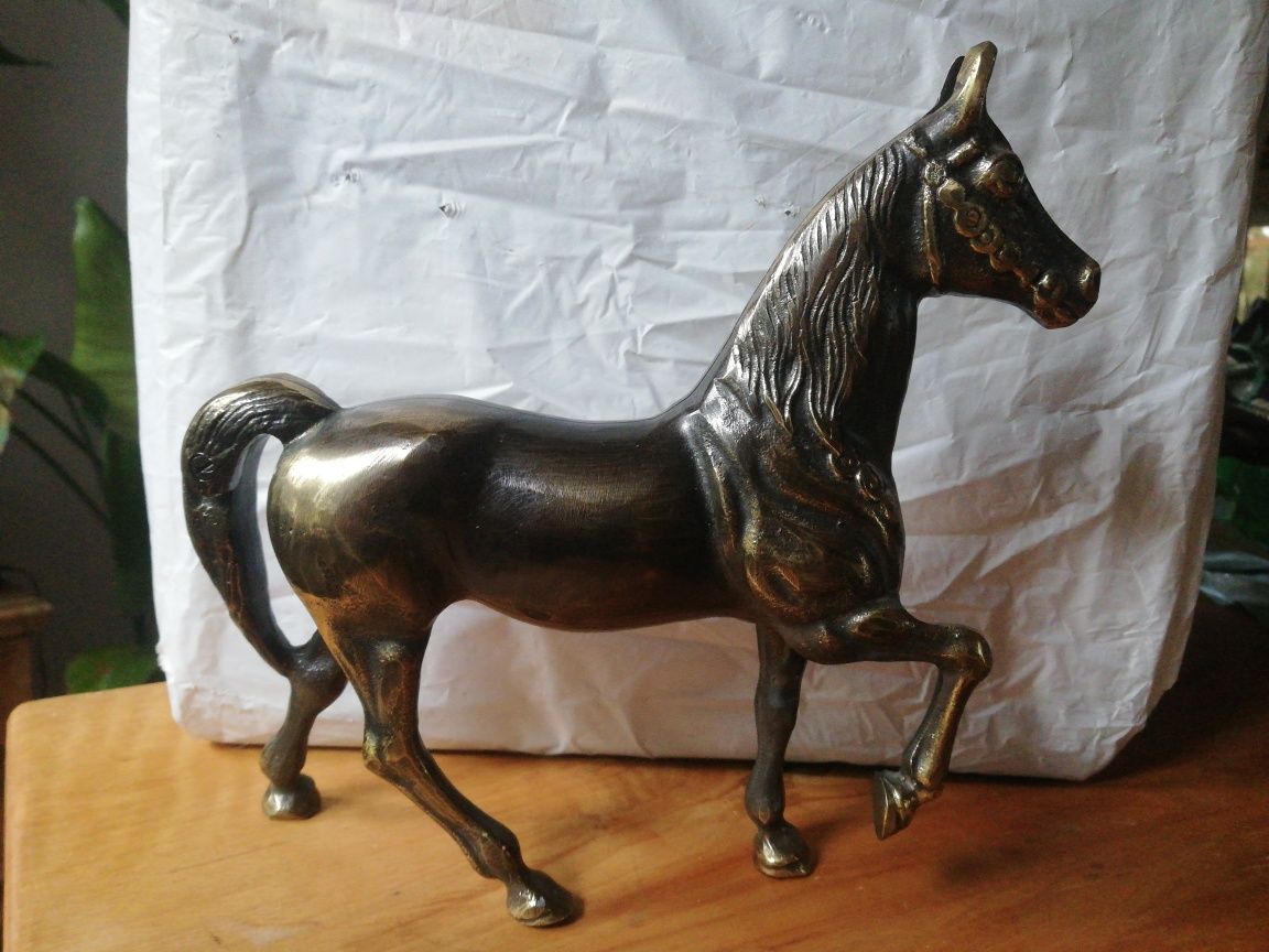 Figura konia mosiężna