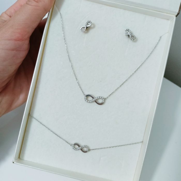 Komplet srebrnej biżuterii Apart