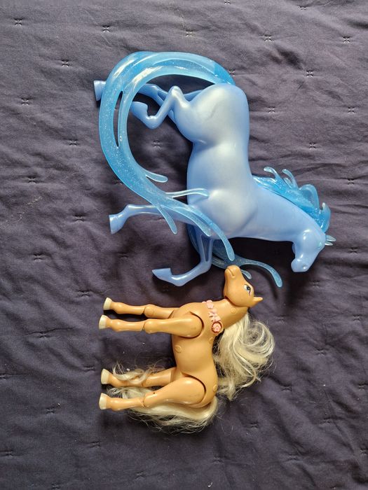 Lalki barbie, bobasy