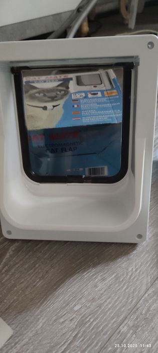 Дверка для котиків