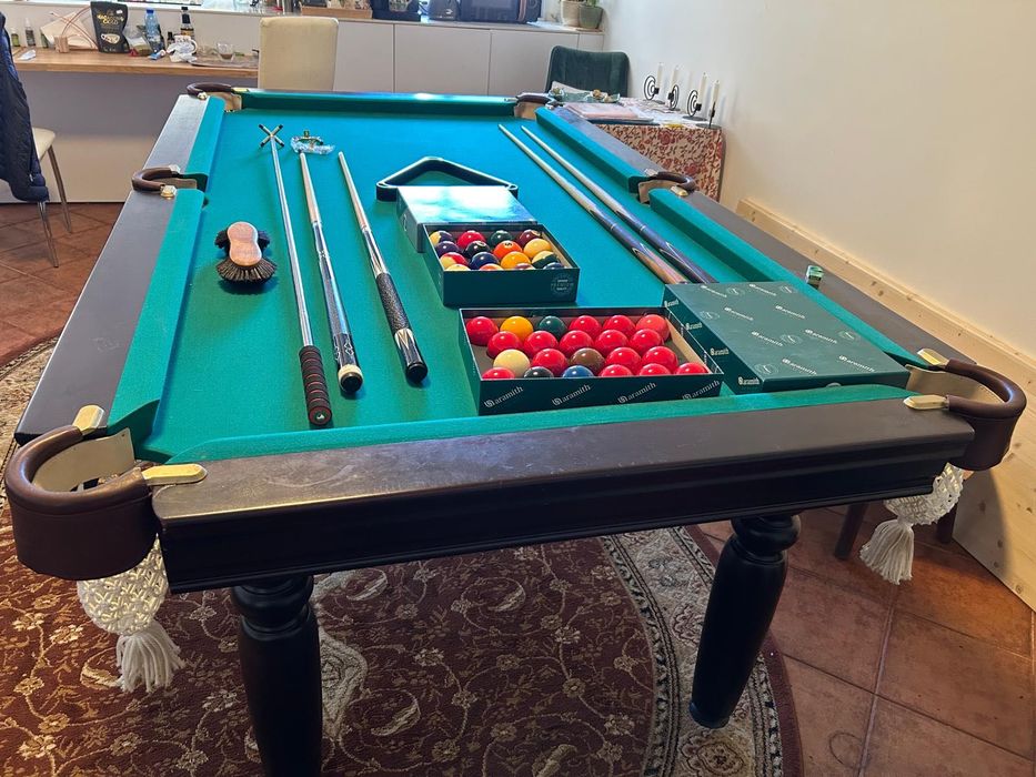 Pool Table with all the accessories