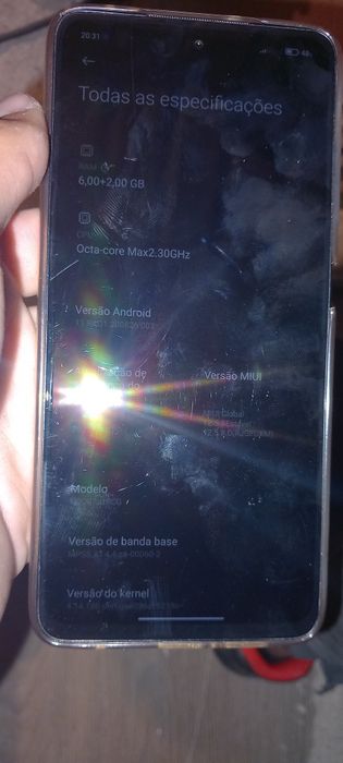 Troco ou vendo teclado e telemóvel