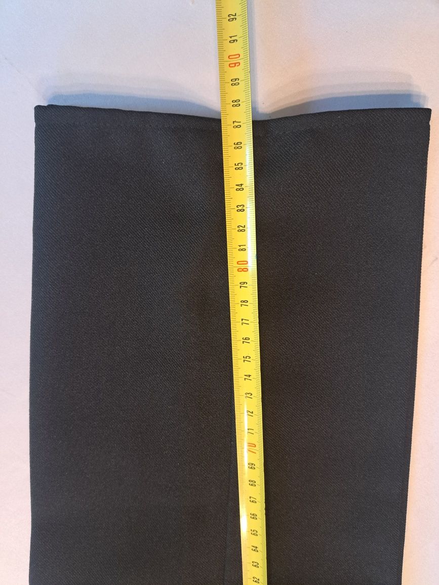 Spodnie garniturowe 146 cm