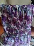 Blusa colorida e fresca
