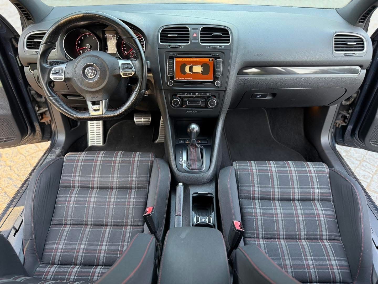 Volkswagen Golf VI 2.0 TSi GTi DSG