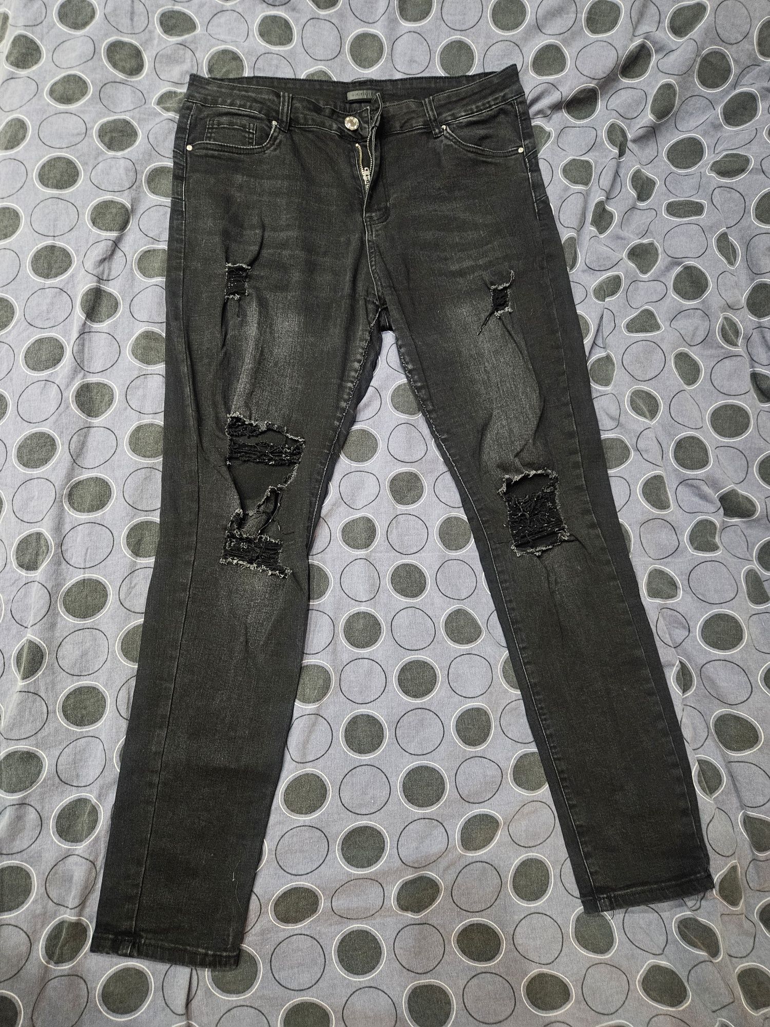 Jeansy skinny z dziurami r. XXXL Goodies