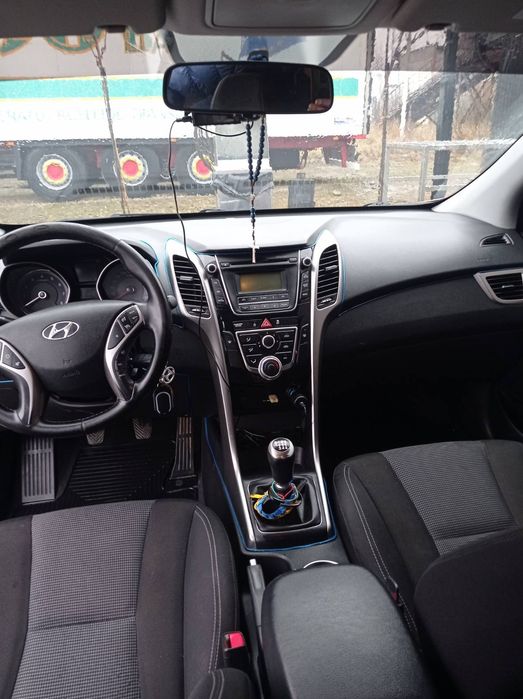 Автомобіль Hyundai j30