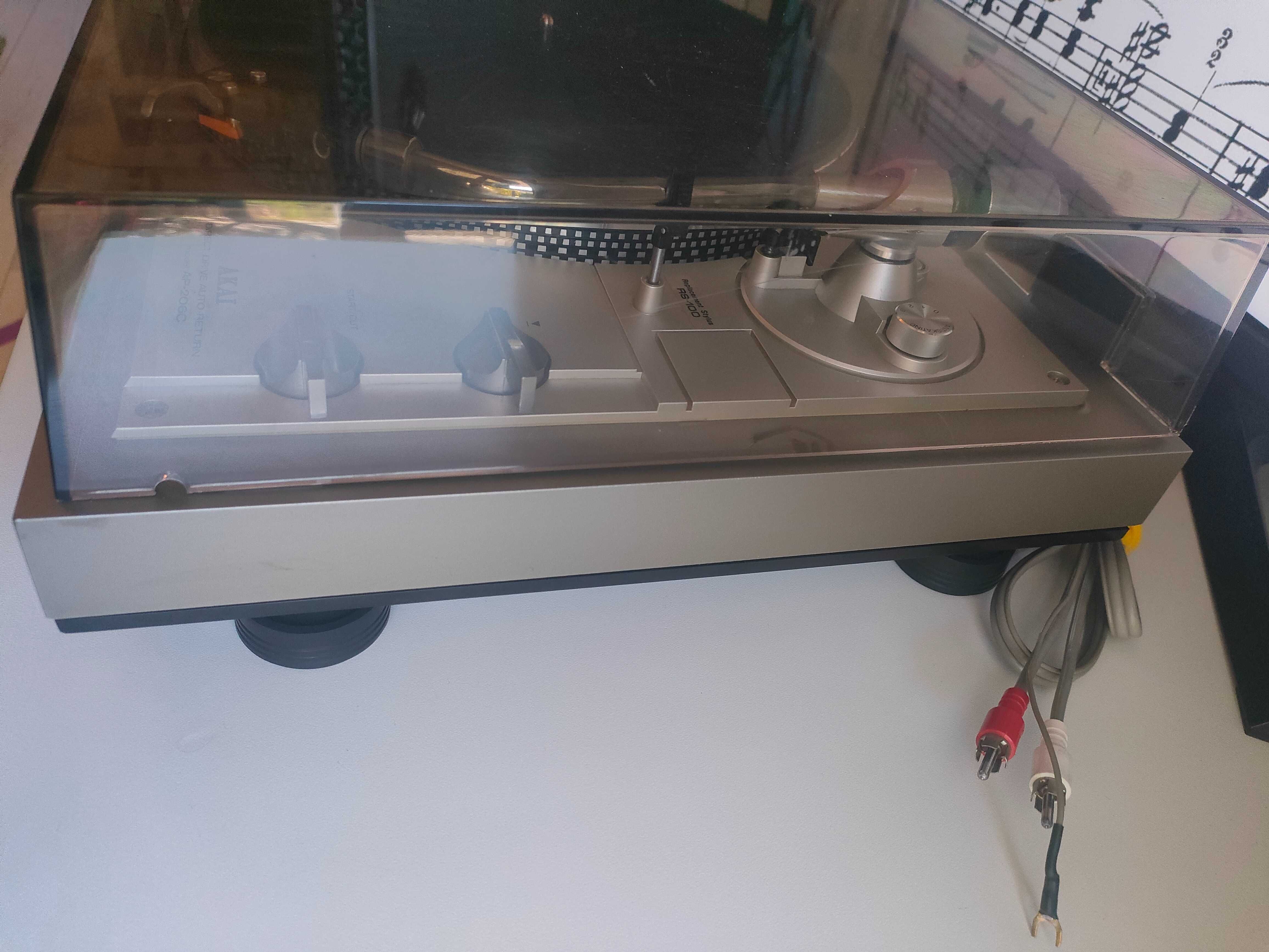 Gramofon AKAI AP-206C - półautomat, napęd bezpośredni